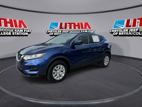 Used 2020 Nissan Rogue Sport S FWD image 4