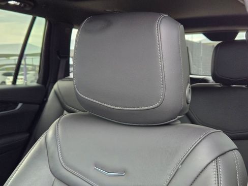 Certified 2025 Cadillac XT6 Premium Luxury image 12