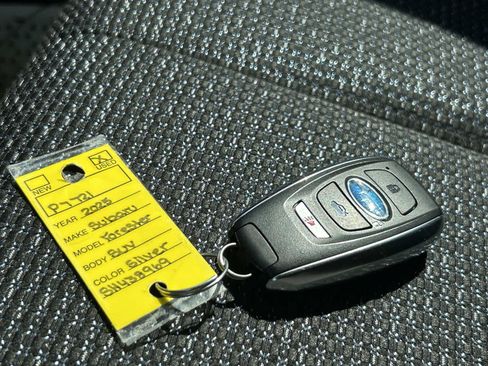Used 2025 Subaru Forester Premium AWD/4WD image 29