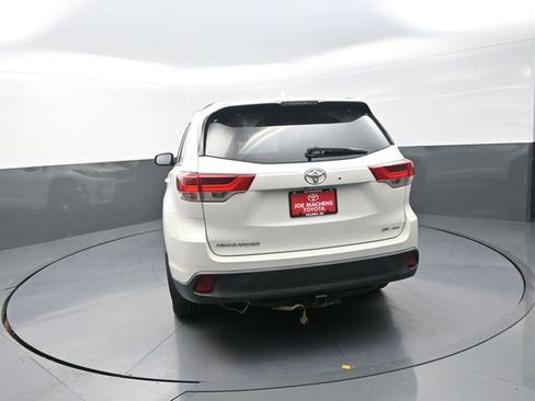 Used 2018 Toyota Highlander SE AWD/4WD image 55