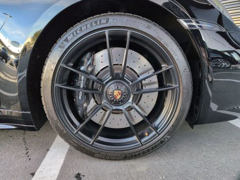 Certified 2023 Porsche 911 Carrera GTS image 13