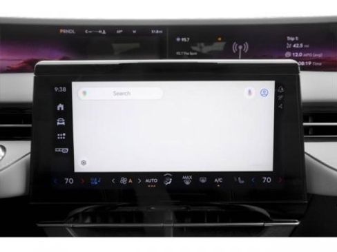 New 2025 Lincoln Nautilus Premier image 18