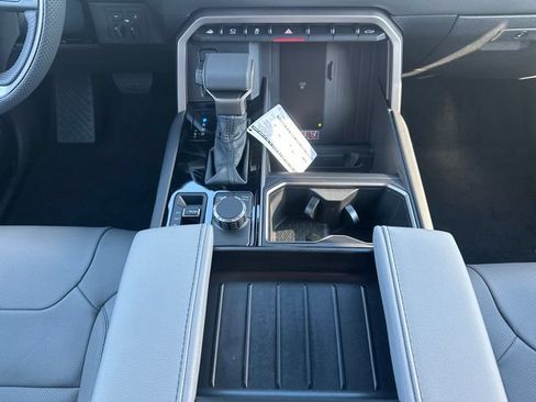 New 2026 Toyota Tundra Limited AWD/4WD image 12