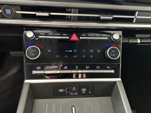 Used 2025 Hyundai Santa Fe XRT image 24