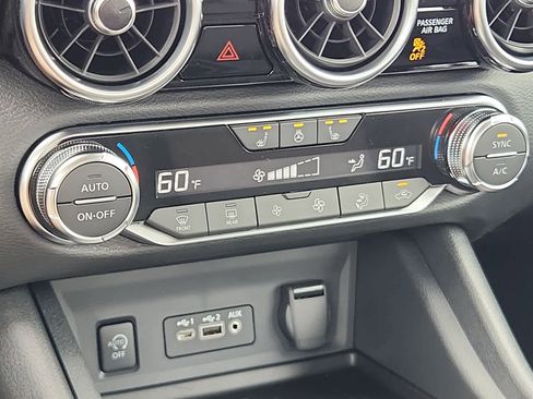 New 2025 Nissan Sentra SV image 15