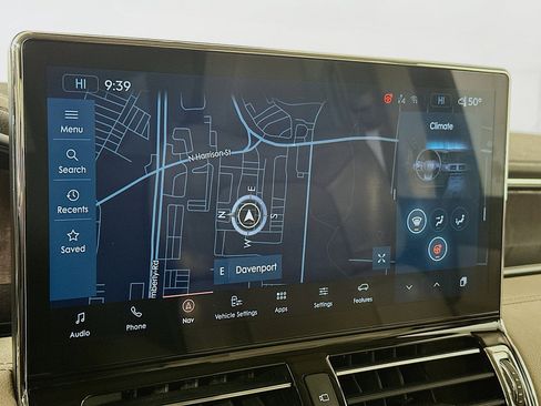Used 2022 Lincoln Navigator Reserve image 13