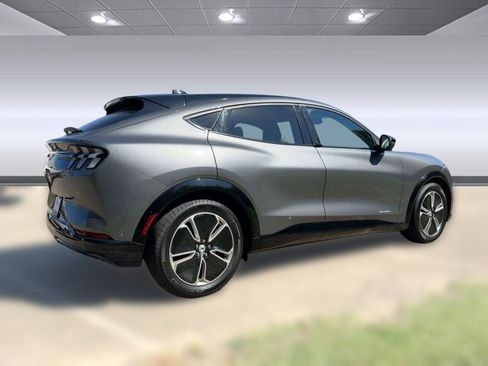 Used 2023 Ford Mustang Mach-E Premium image 9