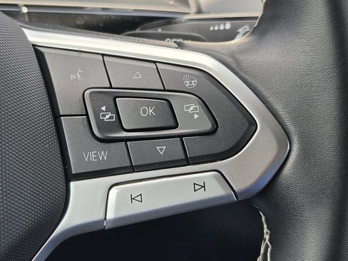 Used 2026 Volkswagen Atlas Cross Sport SE FWD image 22