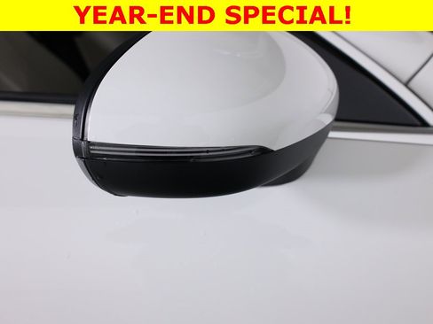 Used 2025 Mercedes-Benz CLA 250 4MATIC image 53