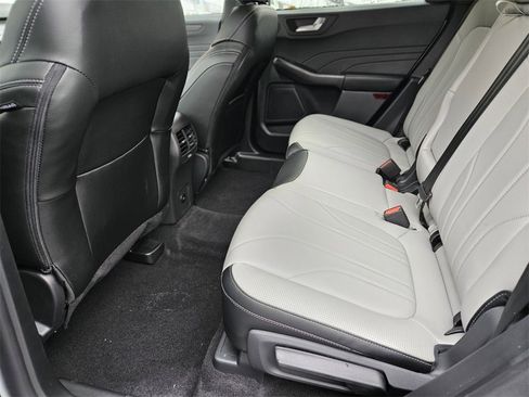 New 2025 Ford Escape SE w/ PHEV Premium Package image 16