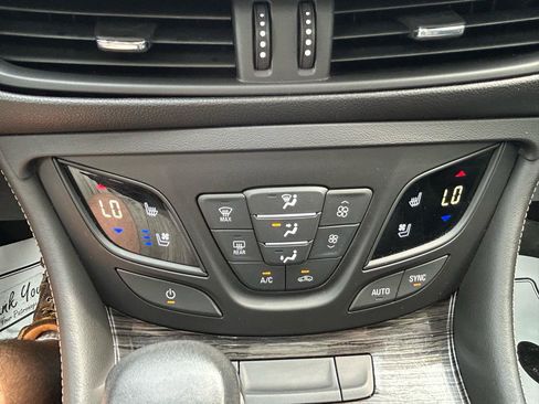 Used 2017 Buick Envision Premium w/ Driver Confidence Package AWD/4WD image 26