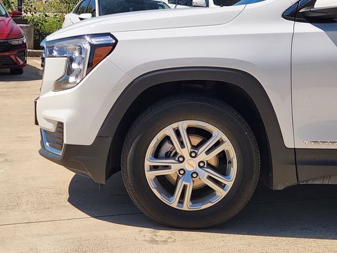 Used 2023 GMC Terrain SLE w/ Driver Convenience Package AWD/4WD image 10