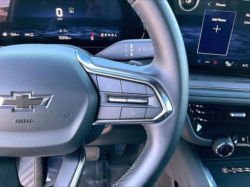 Used 2025 Chevrolet Tahoe Z71 image 25