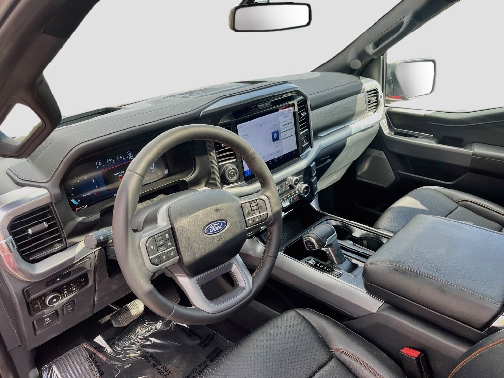 Used 2025 Ford F150 Lariat w/ Equipment Group 502A High AWD/4WD image 9