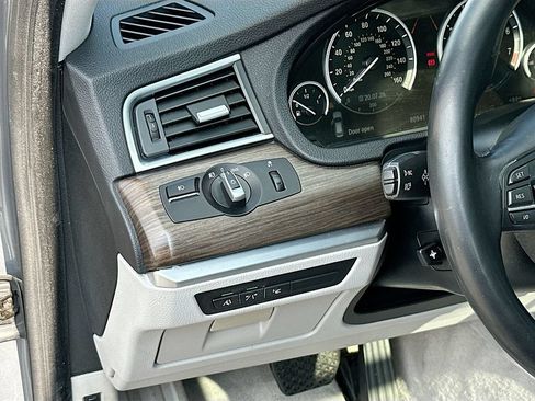 Used 2012 BMW 550i Gran Turismo xDrive AWD/4WD image 11