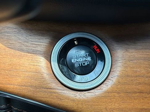 Certified 2025 Jeep Grand Cherokee L Summit AWD/4WD image 33
