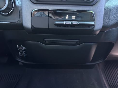 Used 2023 RAM 1500 Big Horn AWD/4WD image 27
