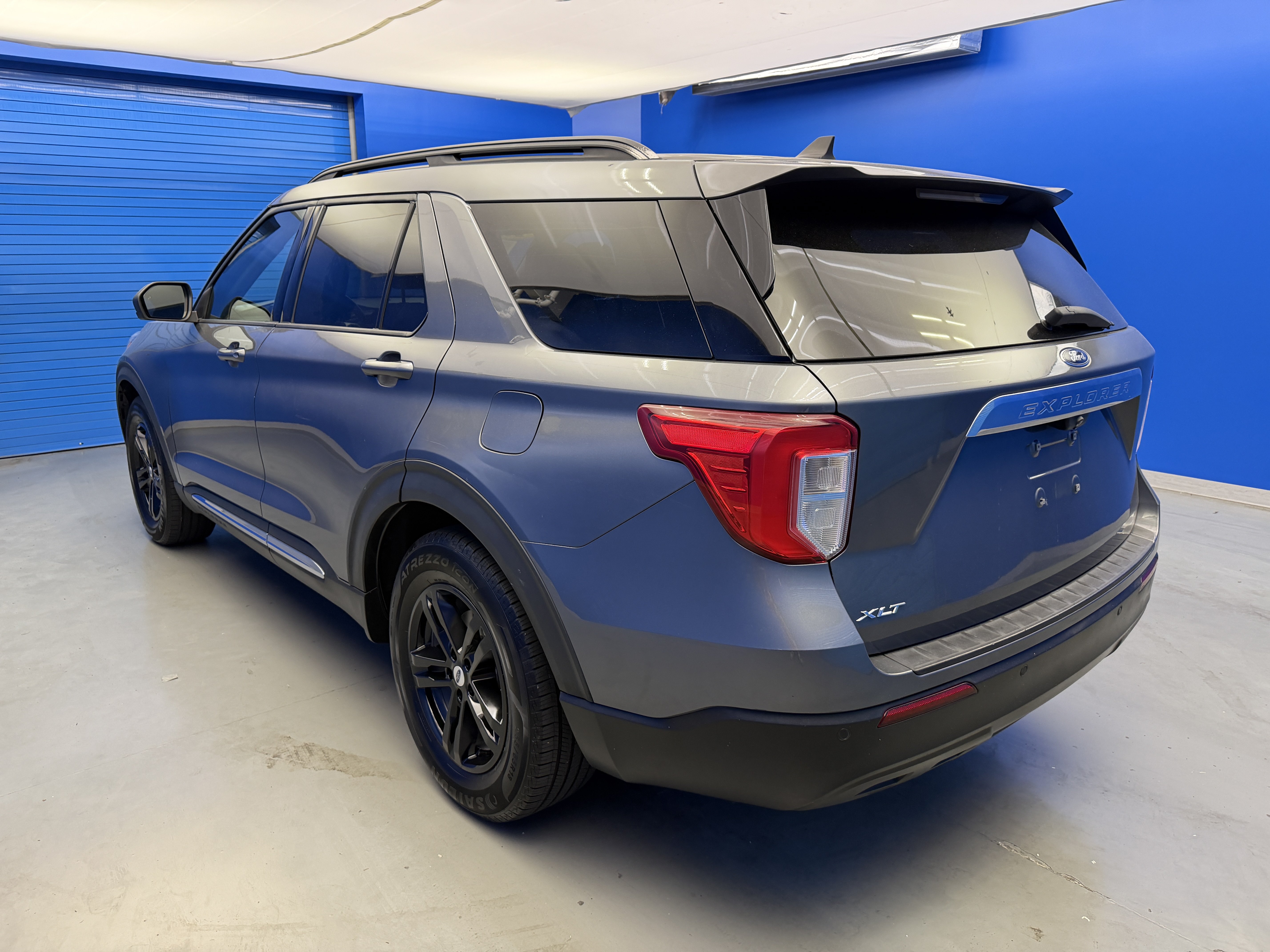 Used 2021 Ford Explorer XLT RWD image 5