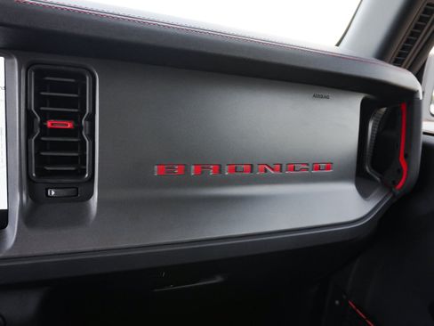 Used 2026 Ford Bronco Raptor w/ Interior Carbon Fiber Pack AWD/4WD image 32