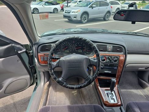 Used 2004 Subaru Legacy L AWD/4WD image 15