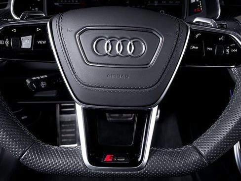Used 2025 Audi RS 7 Performance image 41