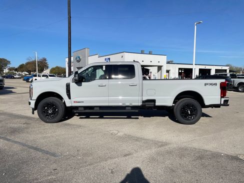 New 2026 Ford F350 Lariat w/ Black Appearance Package image 2