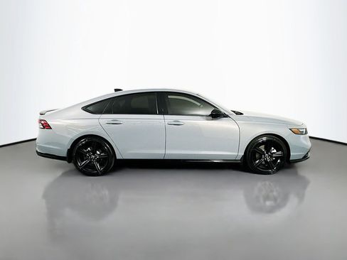 Used 2024 Honda Accord Sport image 9