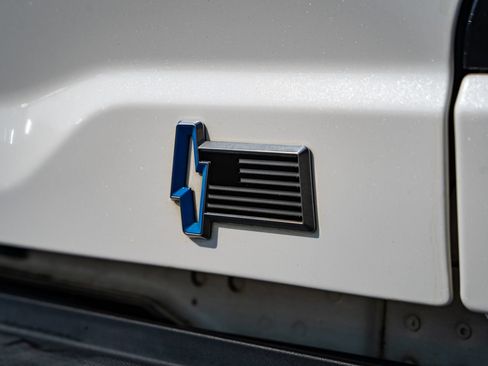Certified 2022 Ford F150 Lightning Platinum AWD/4WD image 17