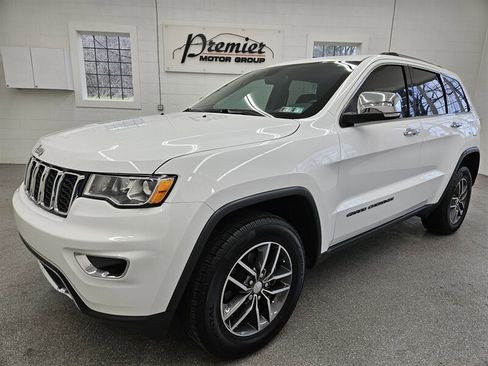 Used 2018 Jeep Grand Cherokee Limited w/ Trailer Tow Group IV image 1
