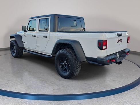 Used 2022 Jeep Gladiator Rubicon w/ Cold Weather Group image 8