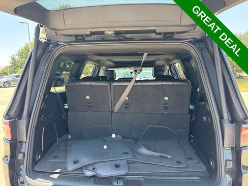 Used 2023 Jeep Wagoneer 4WD w/ Premium Group I image 10