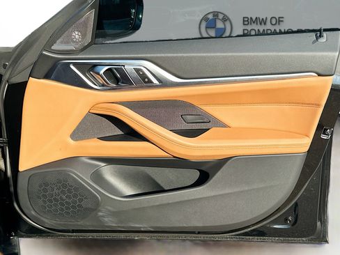 Used 2025 BMW i4 eDrive40 w/ M Sport Package image 34