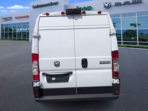 Used 2025 RAM ProMaster 2500 w/ Convenience Group FWD image 6