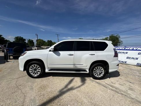 Used 2019 Lexus GX 460 Premium w/ Premium Package AWD/4WD image 18