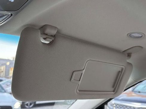 Used 2023 Genesis GV70 2.5T w/ Advanced Package image 38