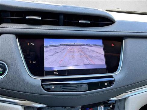 Certified 2023 Cadillac XT5 Premium Luxury FWD image 23