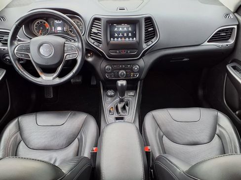 Used 2020 Jeep Cherokee Latitude Lux w/ Quick Order Package 26H Lux image 40