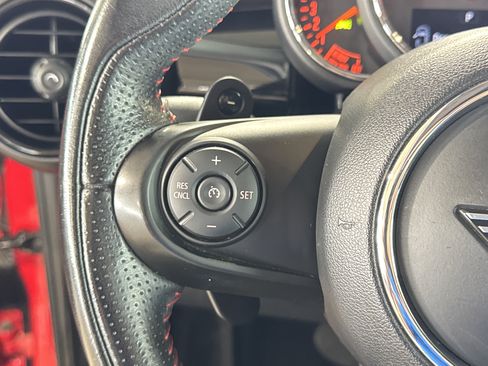 Used 2020 MINI Cooper S w/ Premium Package FWD image 18