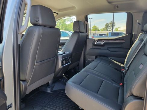 New 2026 GMC Sierra 1500 SLT AWD/4WD image 26