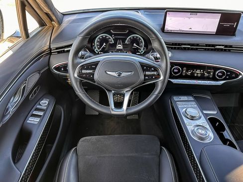 Used 2022 Genesis GV70 3.5T Sport w/ Sport Prestige Package image 18