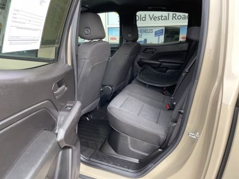 Used 2023 Chevrolet Colorado W/T RWD image 21