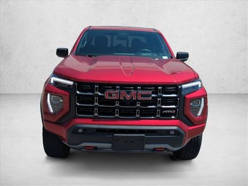 Used 2025 GMC Canyon AT4 w/ Technology Plus Package AWD/4WD image 2