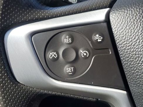 Used 2024 GMC Terrain SLE w/ Driver Convenience Package image 15