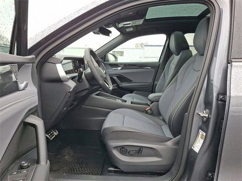 New 2026 Volkswagen Tiguan SE R-Line image 6