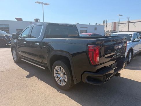 Used 2024 GMC Sierra 1500 Denali w/ Technology Package AWD/4WD image 3