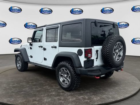 Used 2017 Jeep Wrangler Unlimited Rubicon AWD/4WD image 3