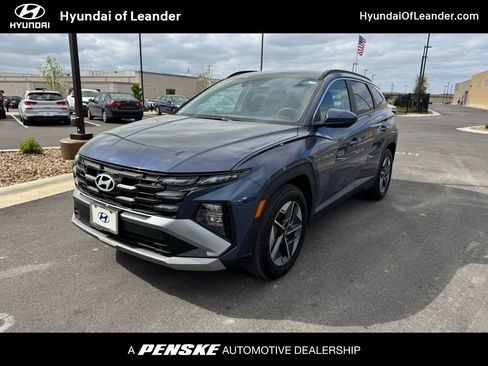 Certified 2025 Hyundai Tucson SEL image 1