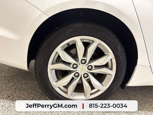 Used 2018 Chevrolet Impala LT FWD image 32