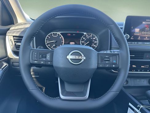 New 2026 Nissan Rogue SV image 10