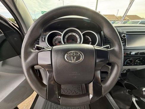 Used 2013 Toyota Tacoma 2WD Regular Cab image 11
